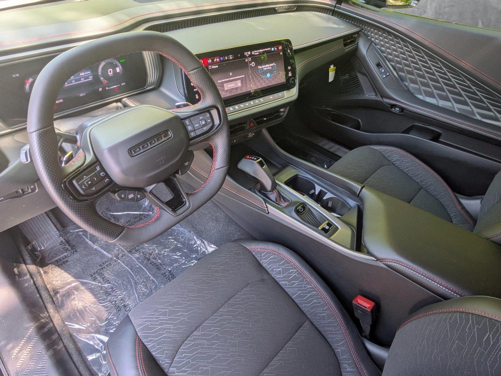 2025 Dodge Charger Daytona R/T photo 3