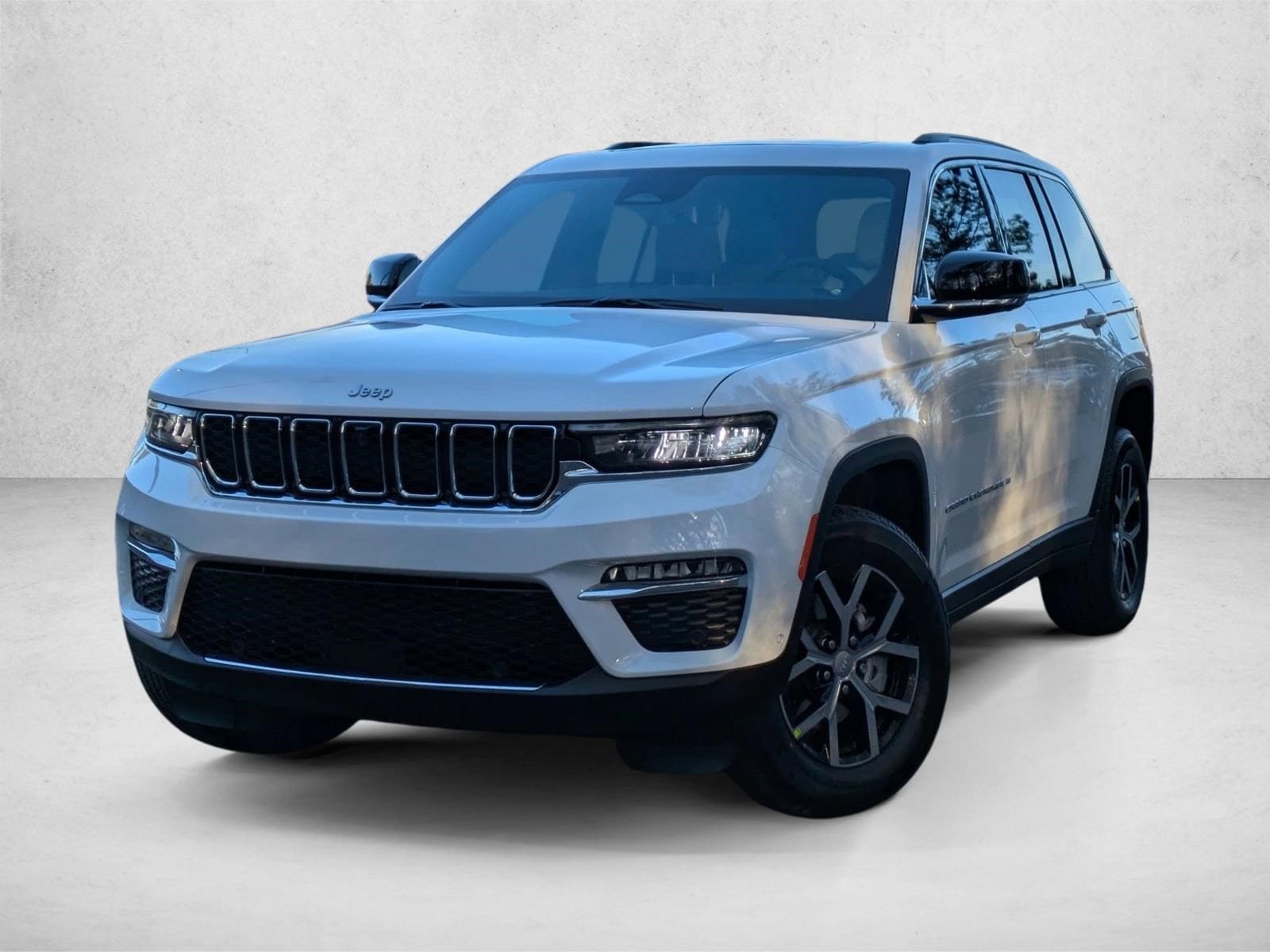 2025 Jeep Grand Cherokee Limited's photo