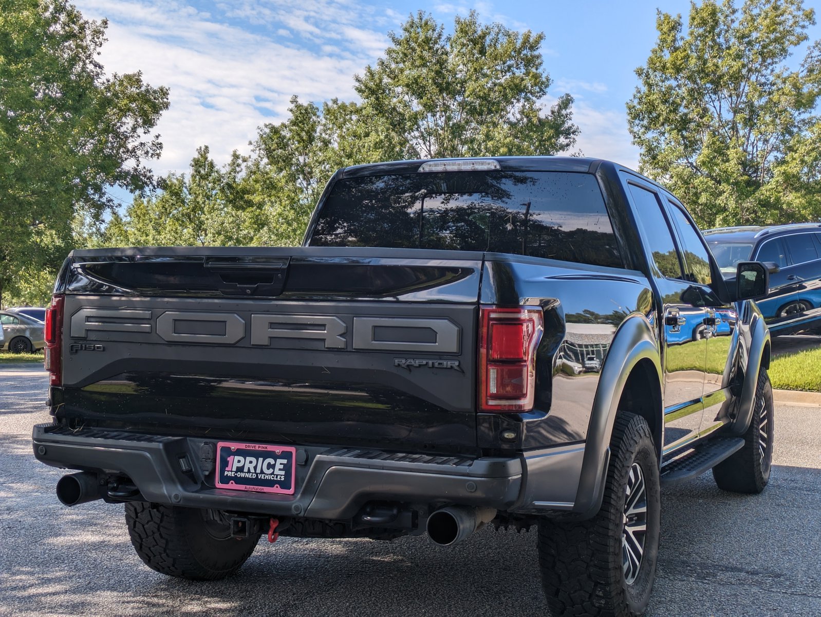 2020 Ford F-150 Raptor photo 2