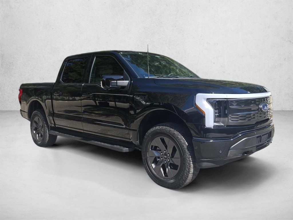 Used 2023 Ford F-150 Lightning Platinum Truck SuperCrew Cab