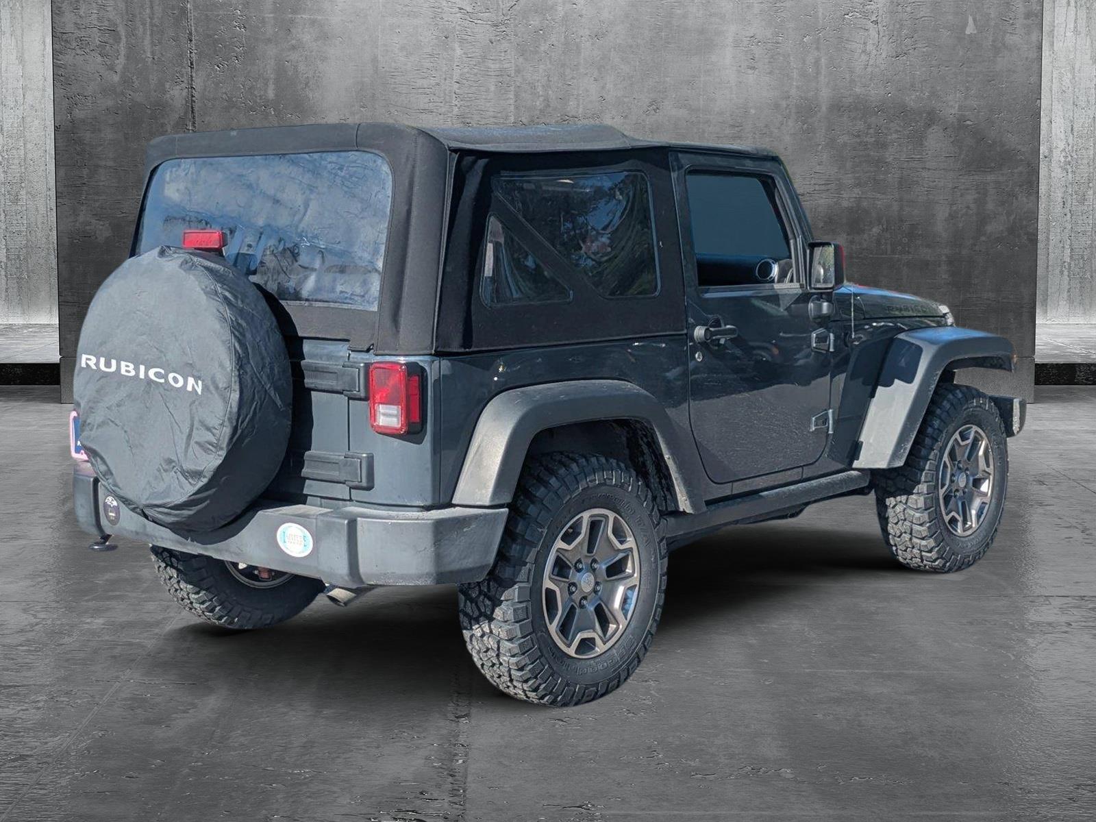 2016 Jeep Wrangler Rubicon photo 4