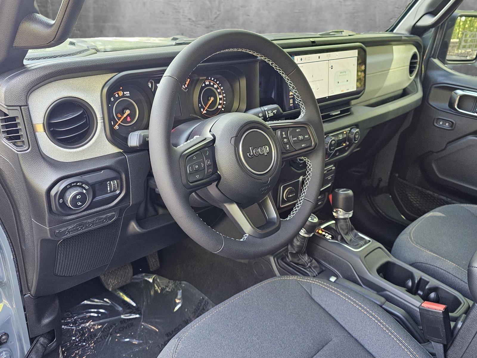 2025 Jeep Gladiator Sport S photo 3