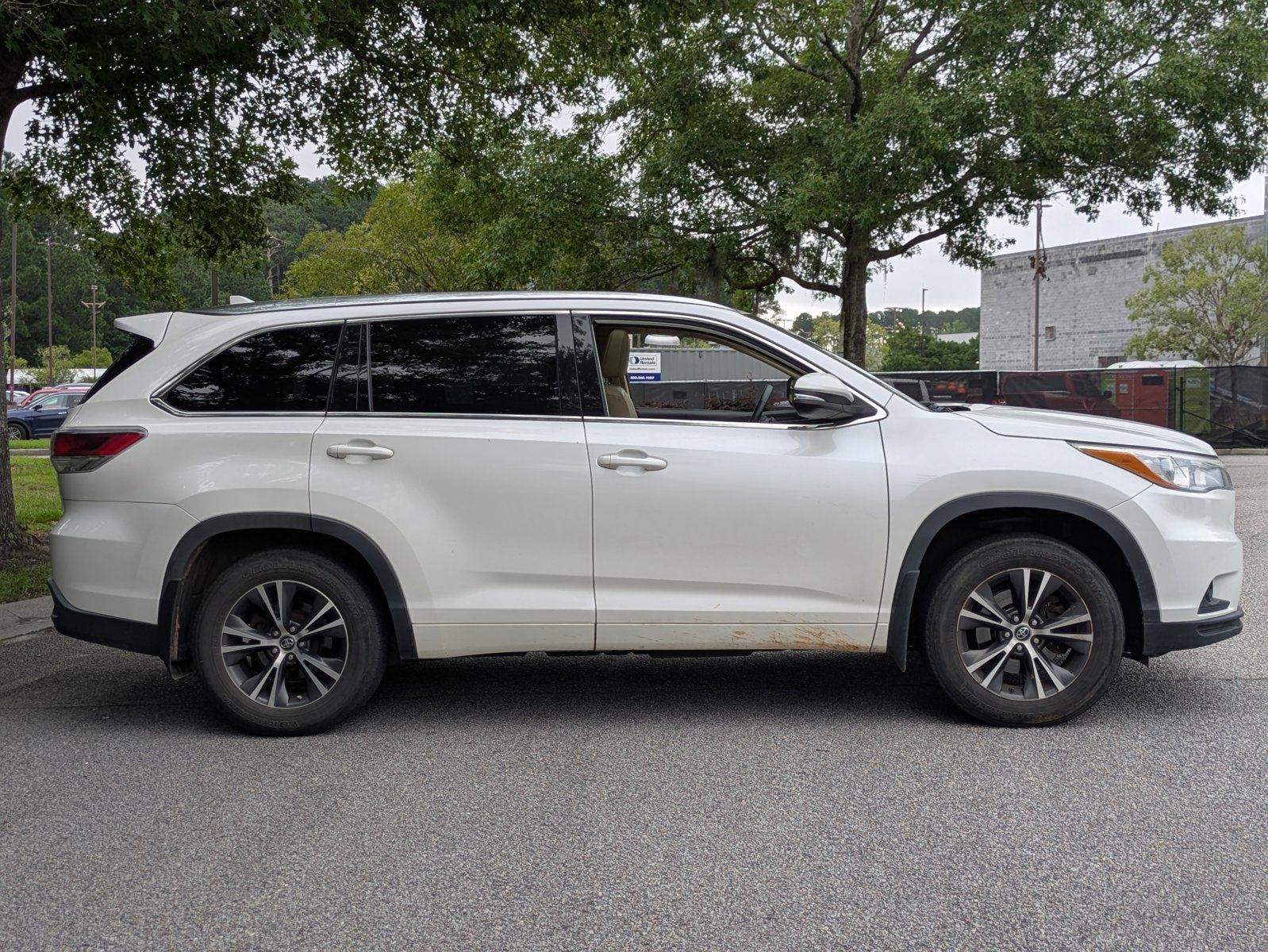 2016 Toyota Highlander XLE photo 4