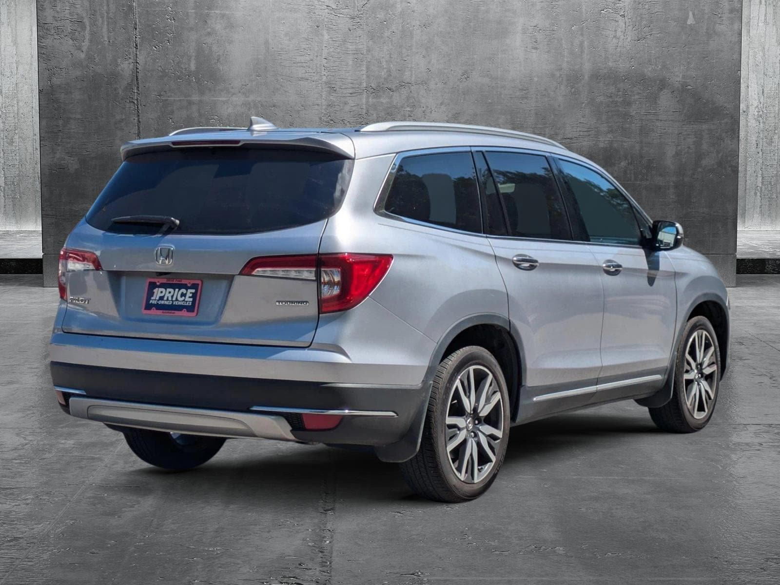 Used 2021 Honda Pilot Touring with VIN 5FNYF5H63MB014988 for sale in Hardeeville, SC