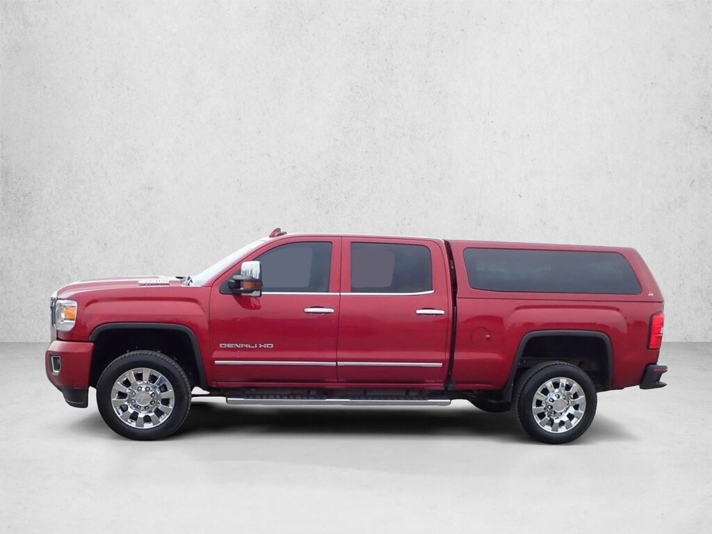 Used 2018 GMC Sierra 2500HD Denali Crew Cab Pickup