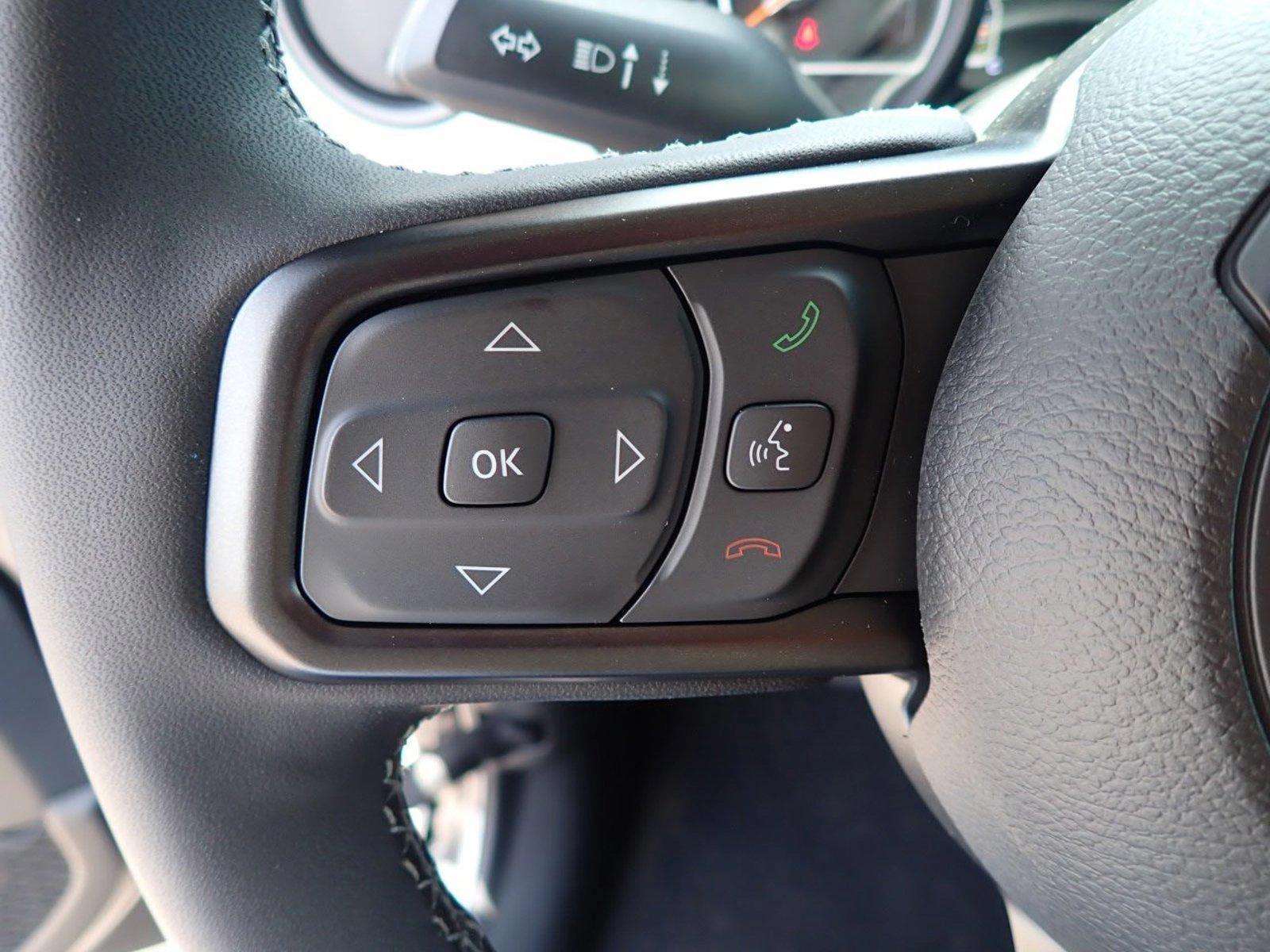 2025 Jeep Gladiator Willys - Photo 12