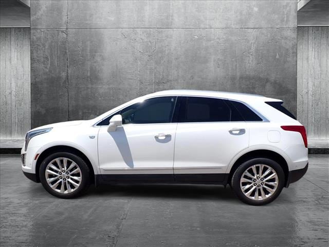 Used 2017 Cadillac XT5 Platinum with VIN 1GYKNFRS7HZ285380 for sale in Englewood, CO