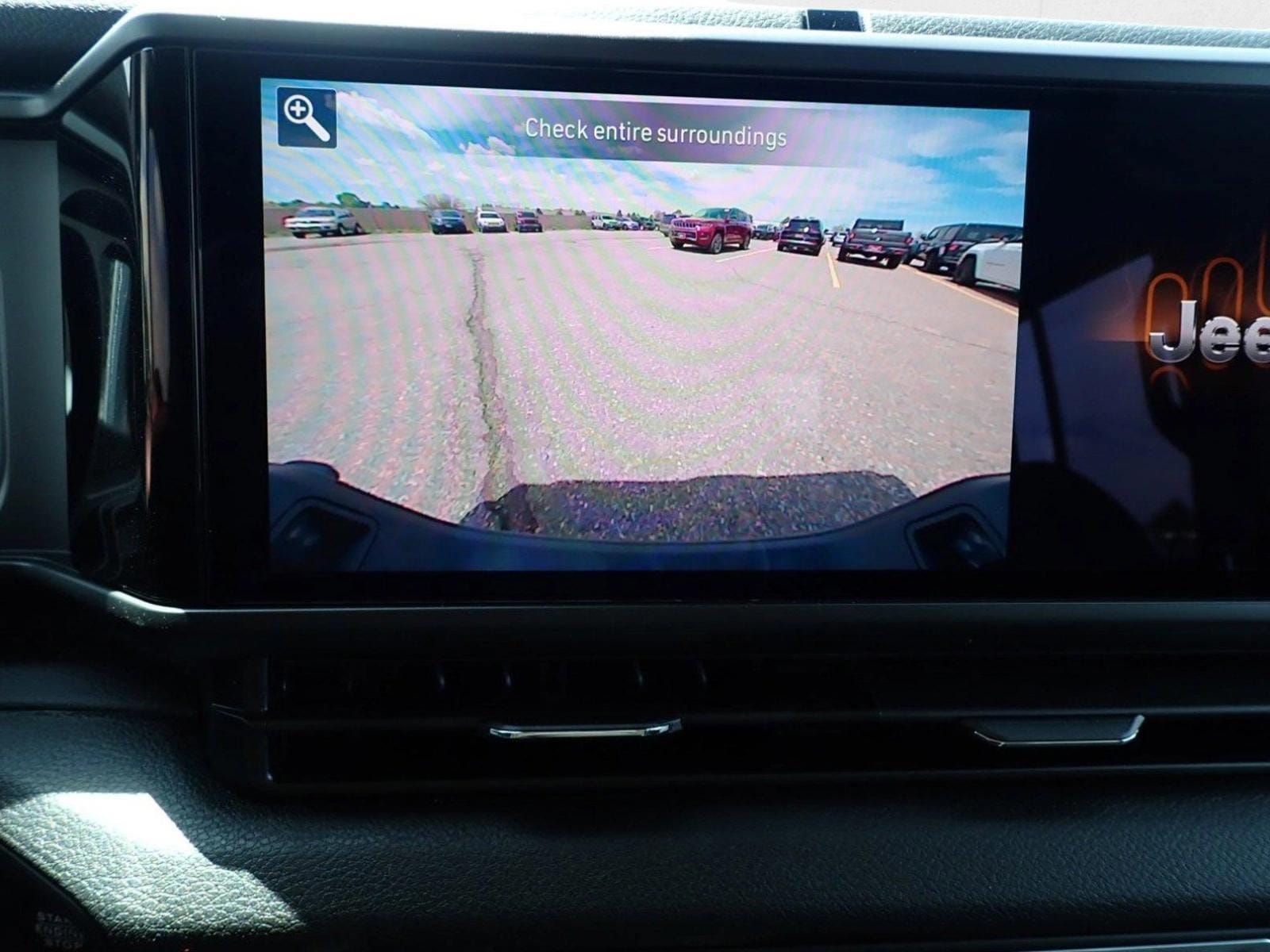 2025 Jeep Gladiator Willys - Photo 15