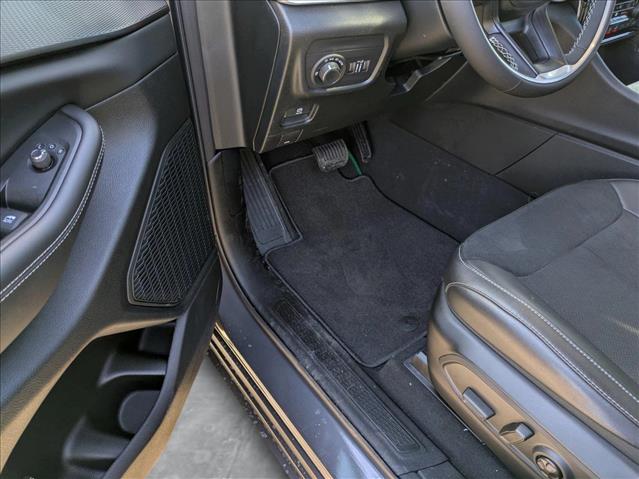 2025 Jeep Grand Cherokee Altitude X photo 4