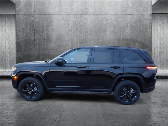 2025 Jeep Grand Cherokee Altitude X photo 2