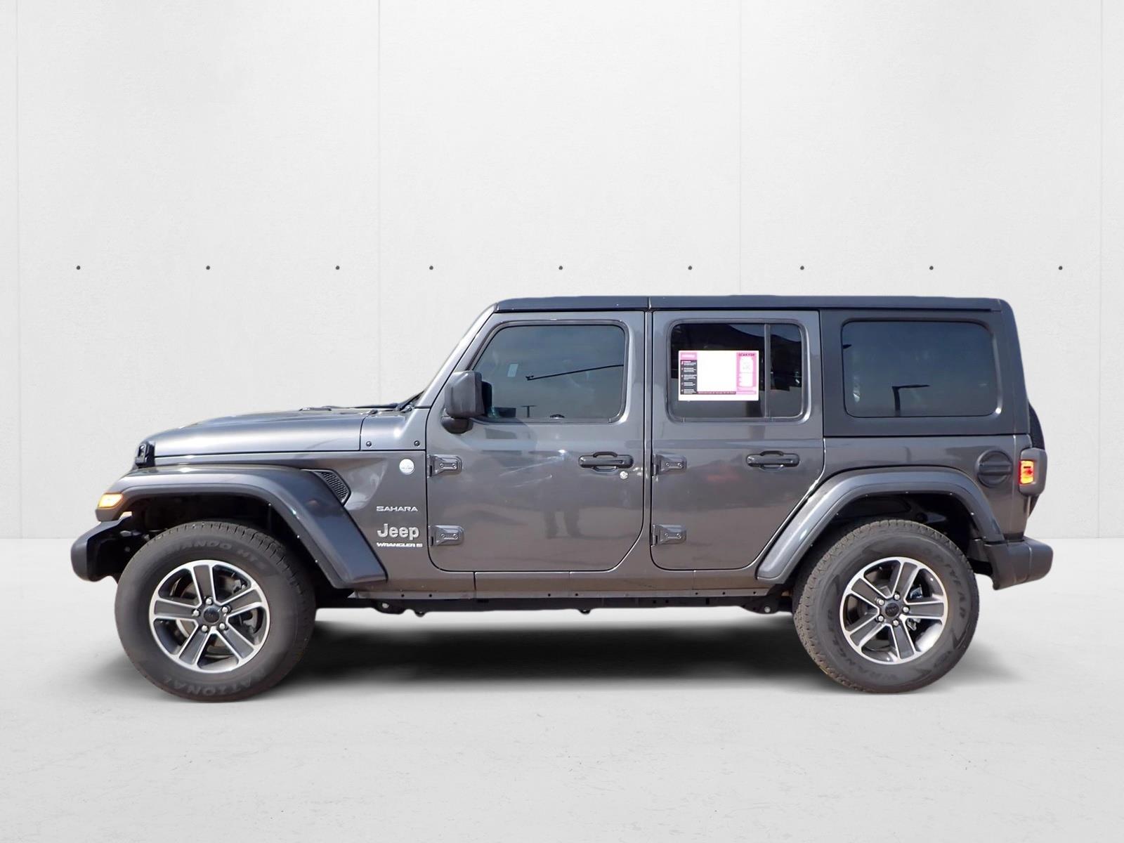 2023 Jeep Wrangler Sahara photo 2