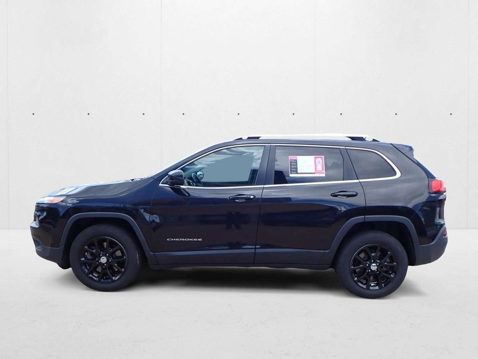 Used 2015 Jeep Cherokee Latitude with VIN 1C4PJMCS9FW546768 for sale in Englewood, CO