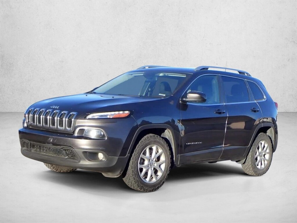 Used 2016 Jeep Cherokee Latitude Sport Utility