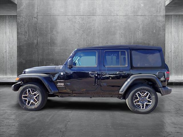 2024 Jeep Wrangler Sahara photo 3