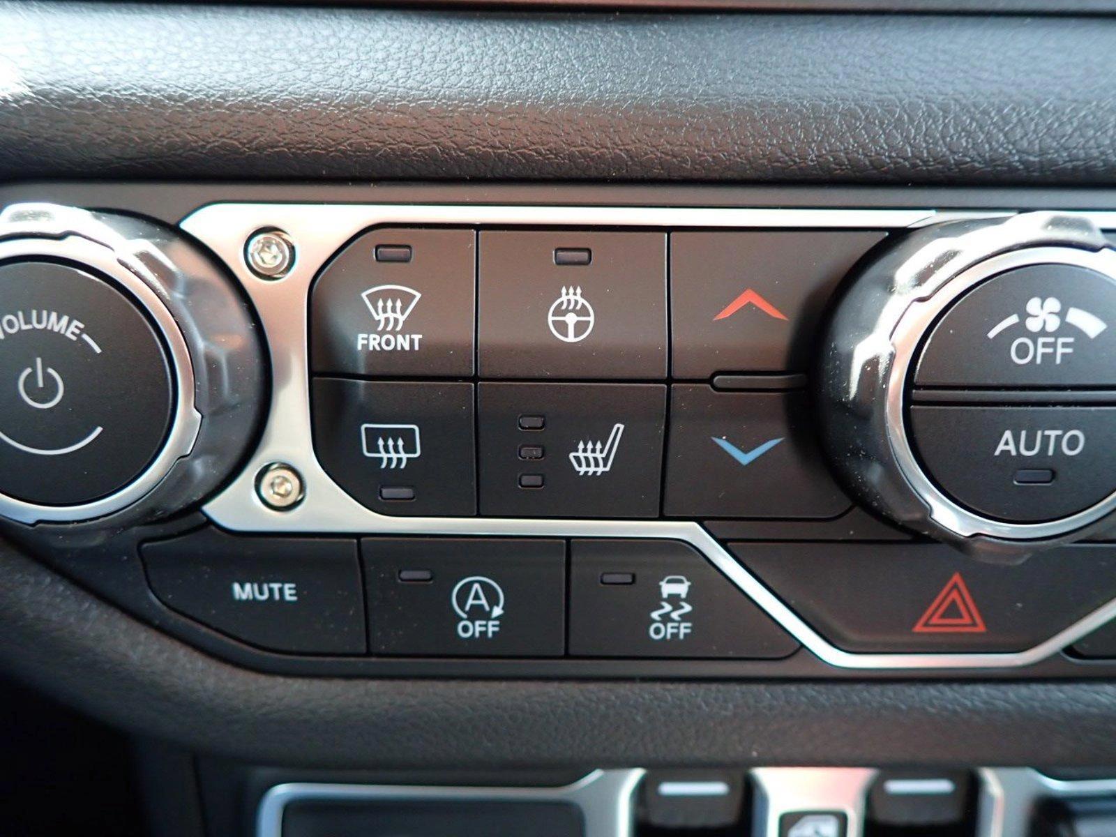 2025 Jeep Gladiator Willys - Photo 17