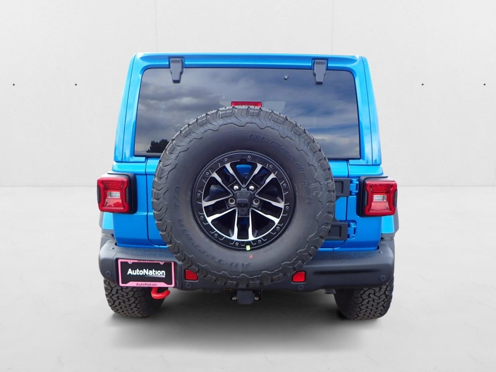 2025 Jeep Wrangler Rubicon X photo 3
