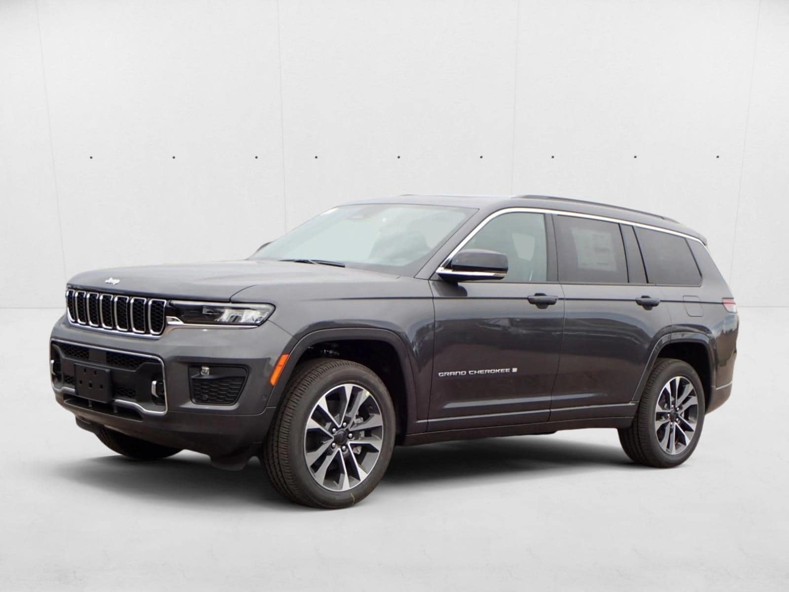 2025 Jeep Grand Cherokee L Overland's photo