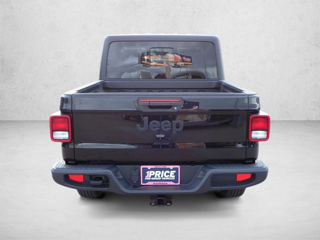 Used 2022 Jeep Gladiator Sport S Crew Cab Pickup