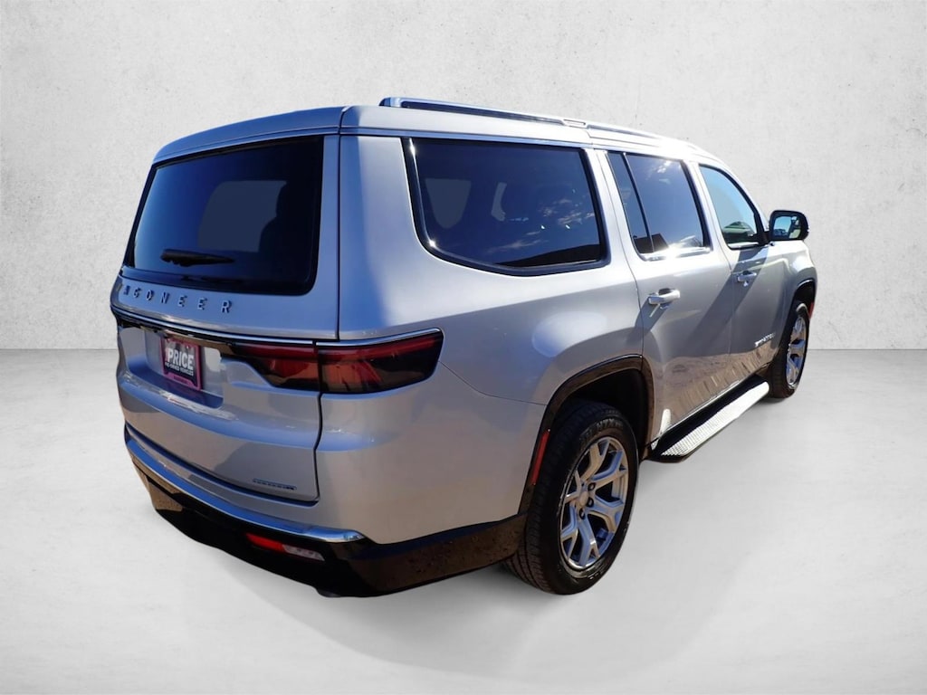 Used 2022 Jeep Wagoneer Series II Sport Utility