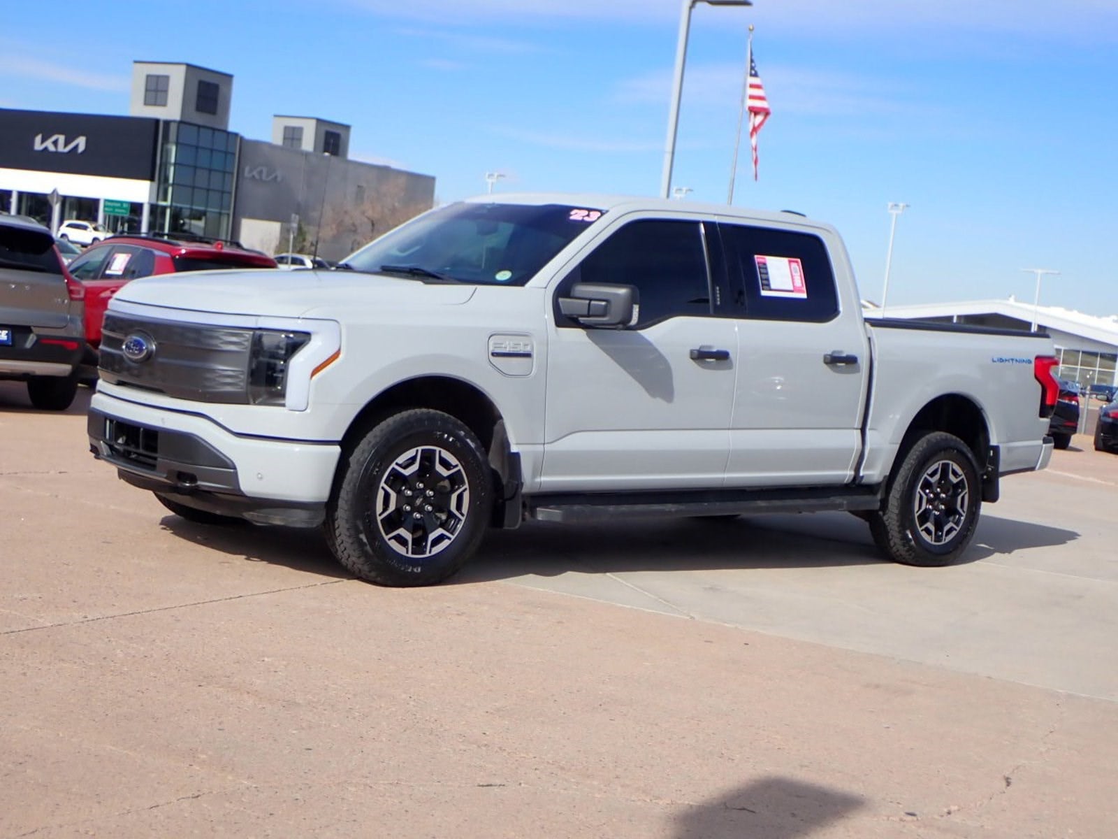 2023 Ford F-150 Lightning XLT