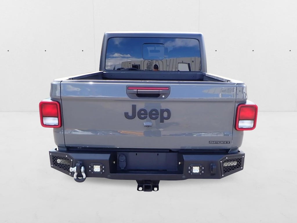 Used 2020 Jeep Gladiator Sport S Crew Cab Pickup