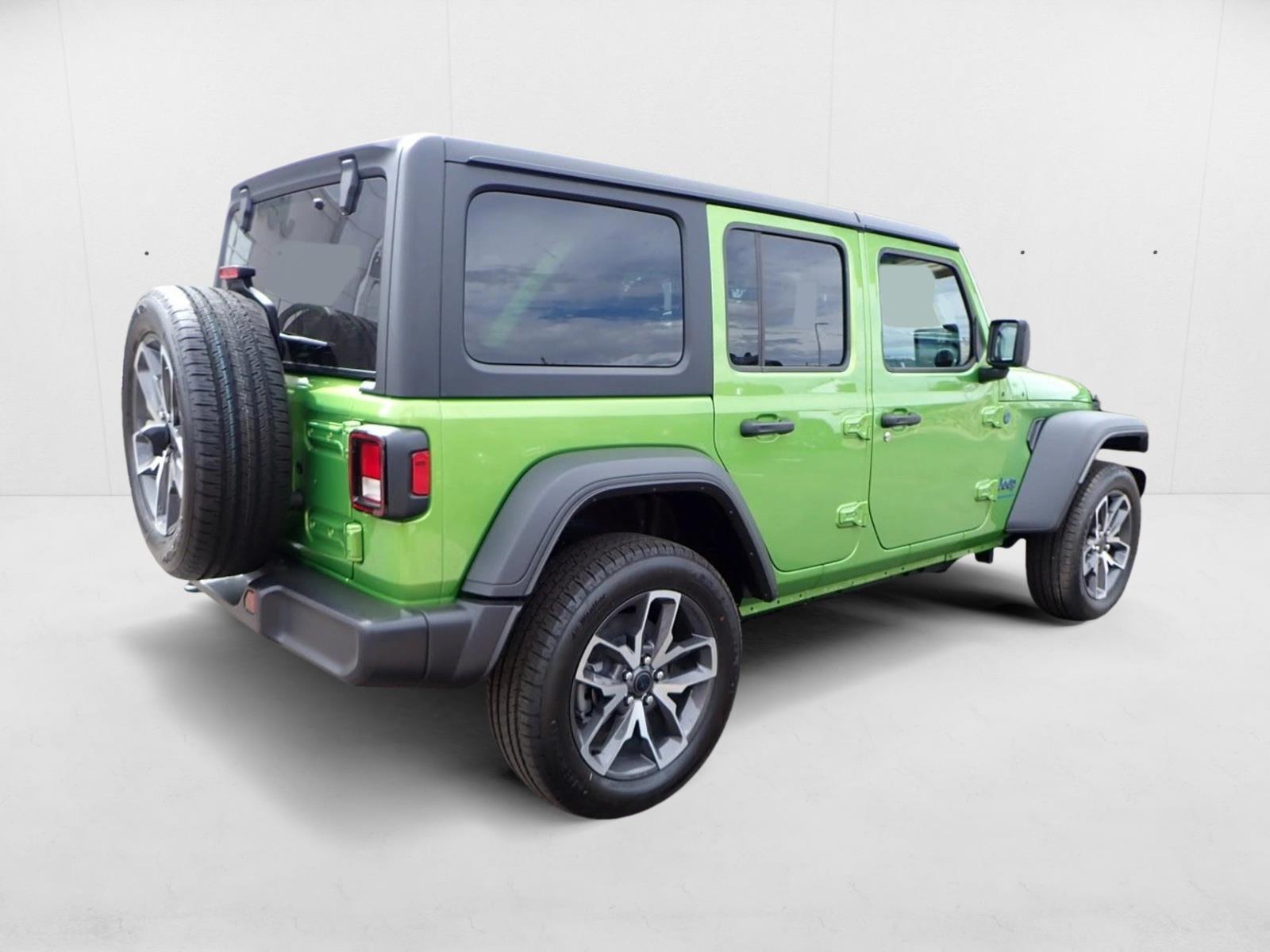 2025 Jeep Wrangler 4xe Sport S photo 4