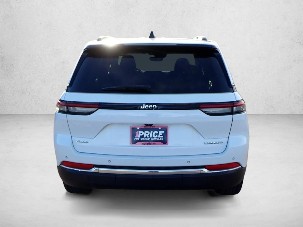 Used 2023 Jeep Grand Cherokee Laredo Sport Utility