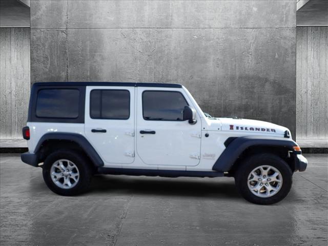 2021 Jeep Wrangler Unlimited Islander photo 4