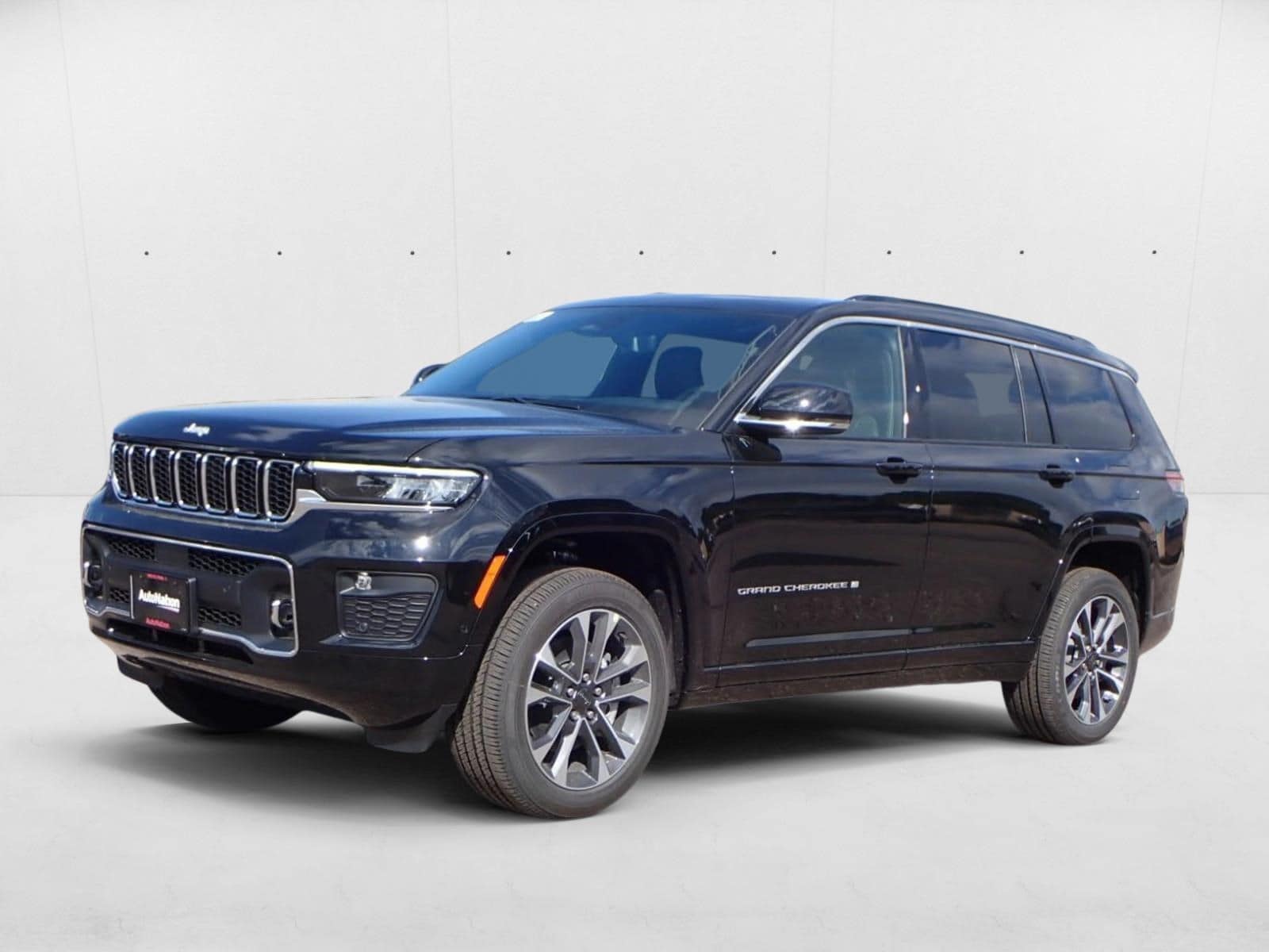 2025 Jeep Grand Cherokee L Overland's photo