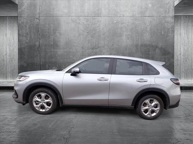Used 2024 Honda HR-V LX with VIN 3CZRZ2H38RM727740 for sale in Englewood, CO
