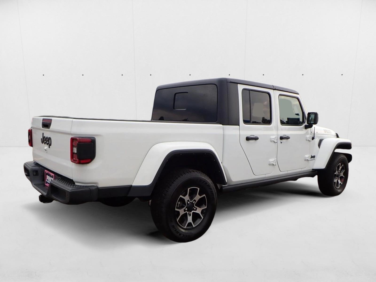 2021 Jeep Gladiator Willys photo 4