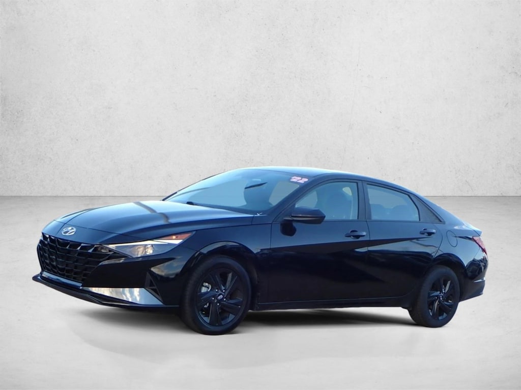 Used 2022 Hyundai Elantra SEL 4dr Car