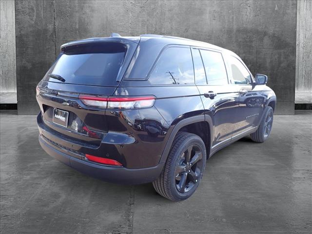 2025 Jeep Grand Cherokee Altitude X photo 4