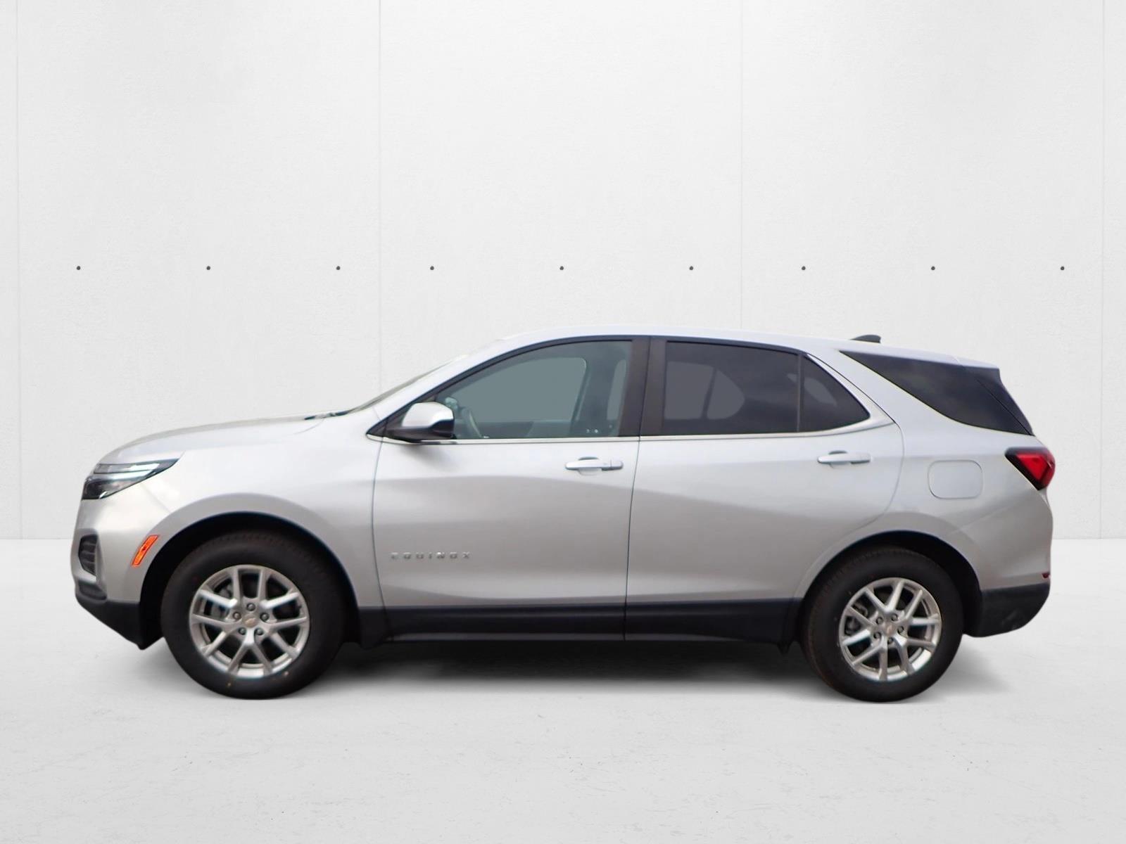 2022 Chevrolet Equinox LT photo 2