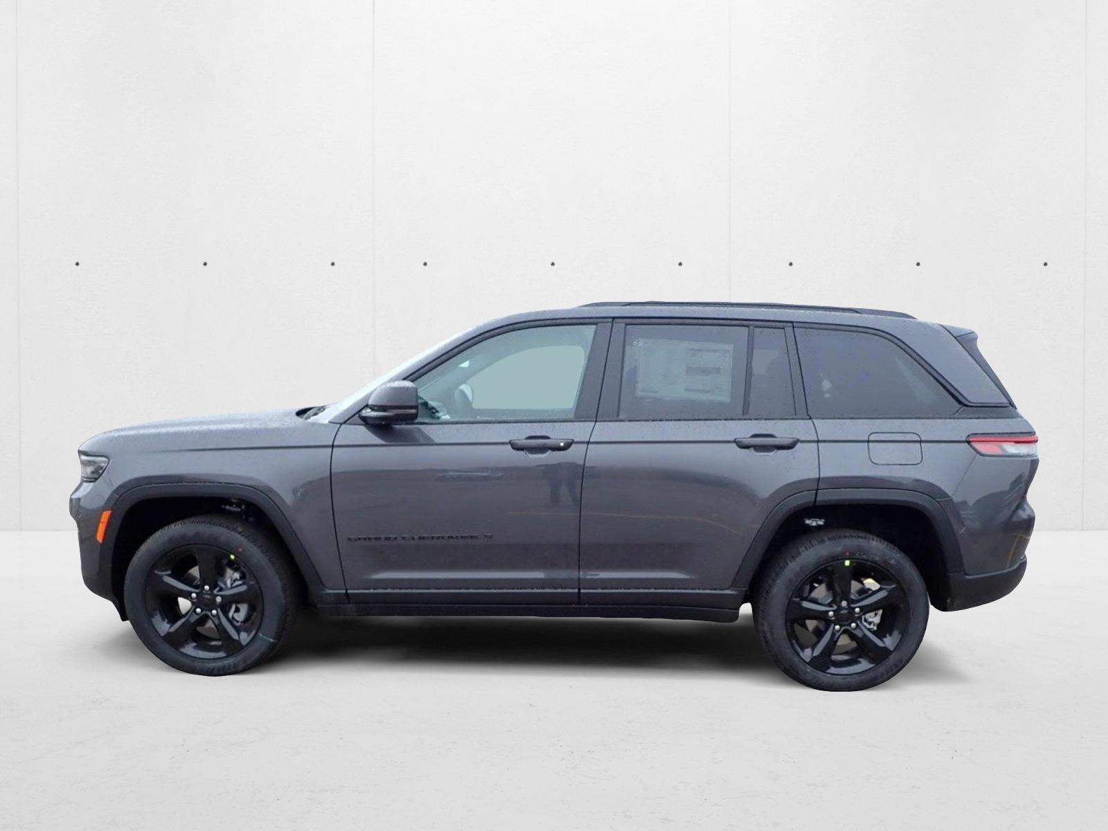 2025 Jeep Grand Cherokee Altitude X photo 2