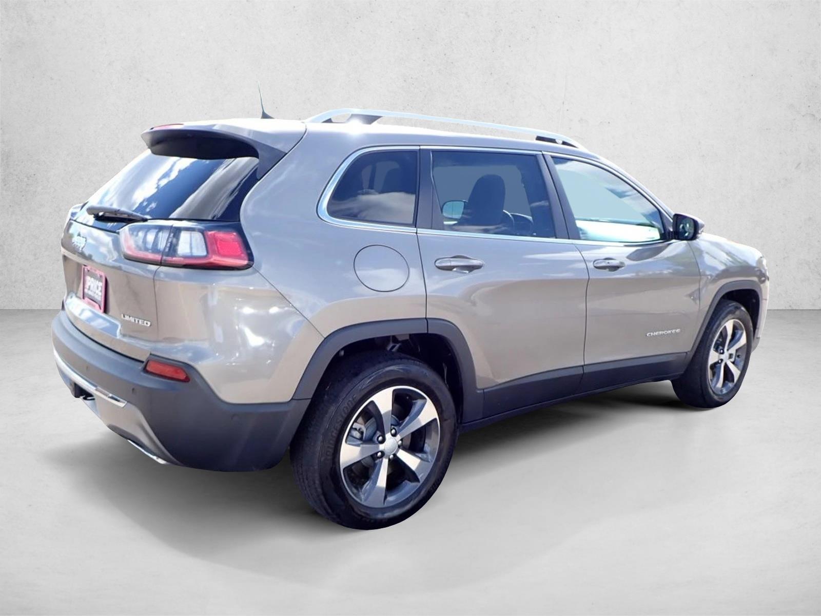 2019 Jeep Cherokee Limited photo 4