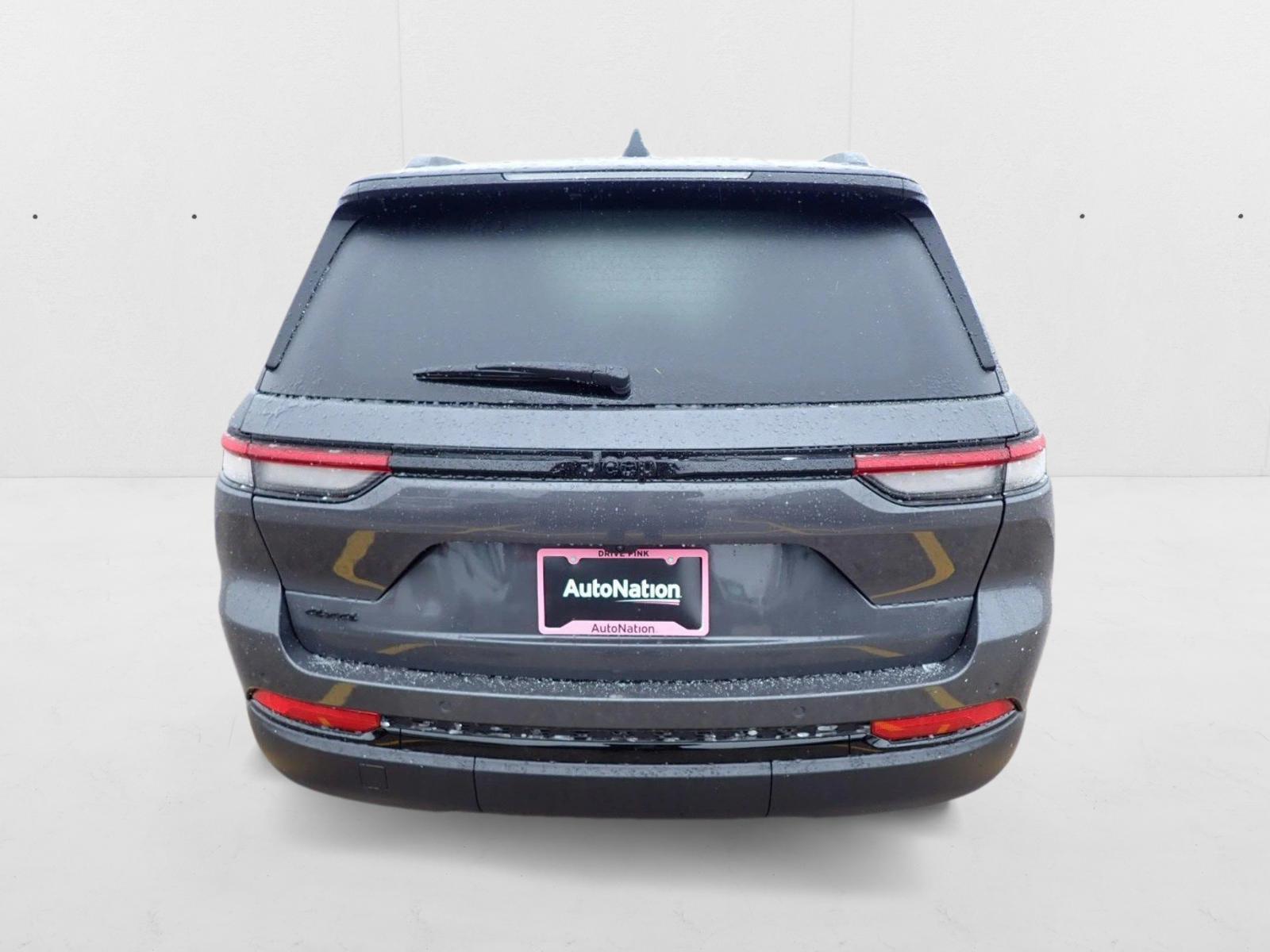 2025 Jeep Grand Cherokee Altitude X photo 3