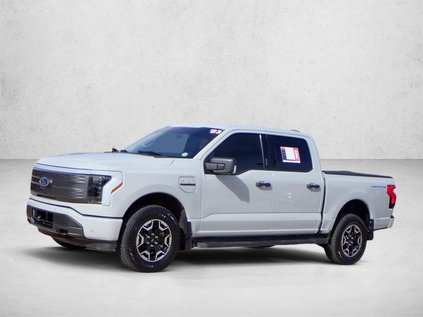 2023 Ford F-150 Lightning XLT