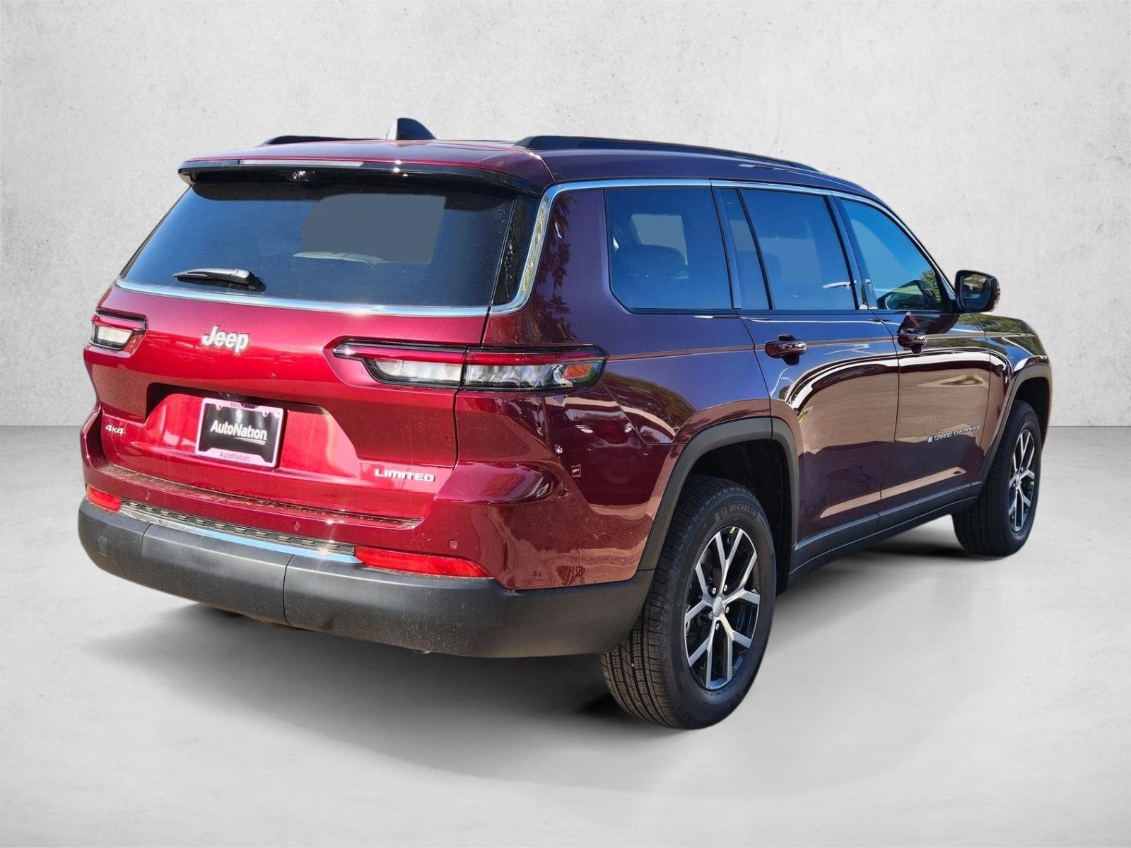 2025 Jeep Grand Cherokee Limited photo 2