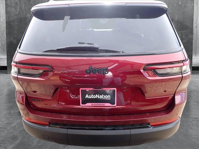 2025 Jeep Grand Cherokee Altitude X photo 4