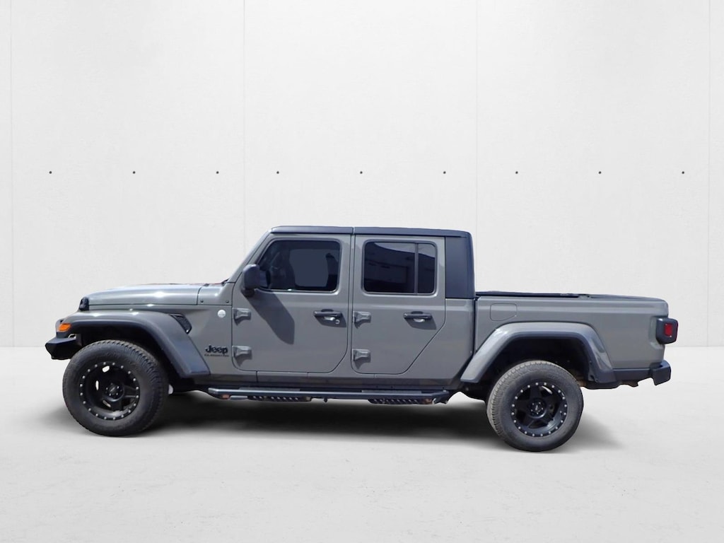 Used 2020 Jeep Gladiator Sport S Crew Cab Pickup