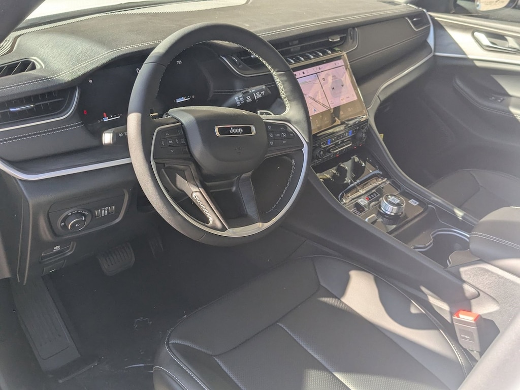 New 2025 Jeep Grand Cherokee Limited SUV