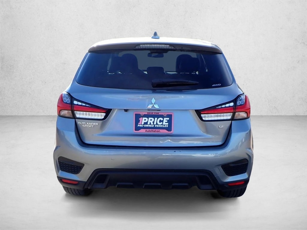 Used 2024 Mitsubishi Outlander SE Sport Utility