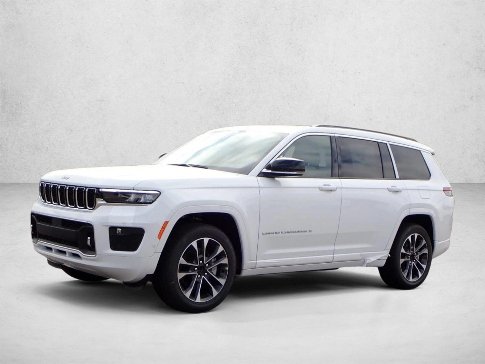 2025 Jeep Grand Cherokee L Overland's photo