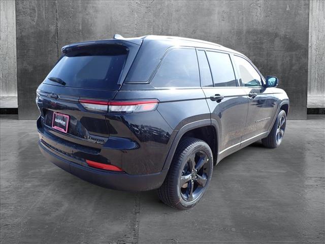 2025 Jeep Grand Cherokee Limited photo 4