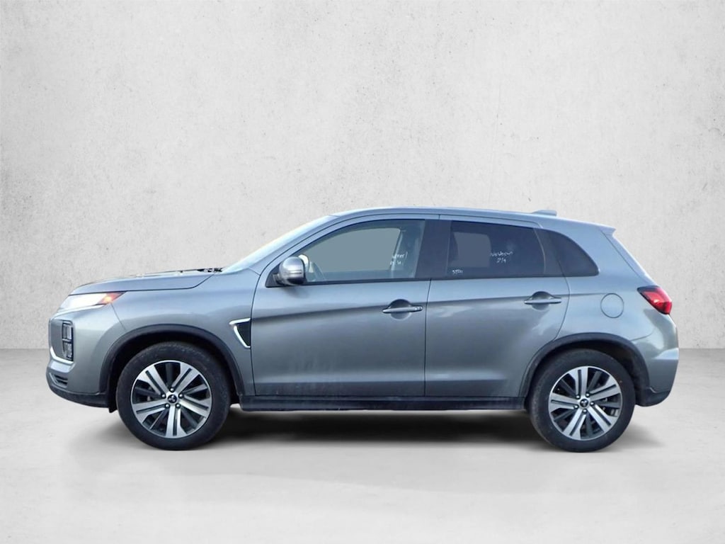 Used 2024 Mitsubishi Outlander SE Sport Utility