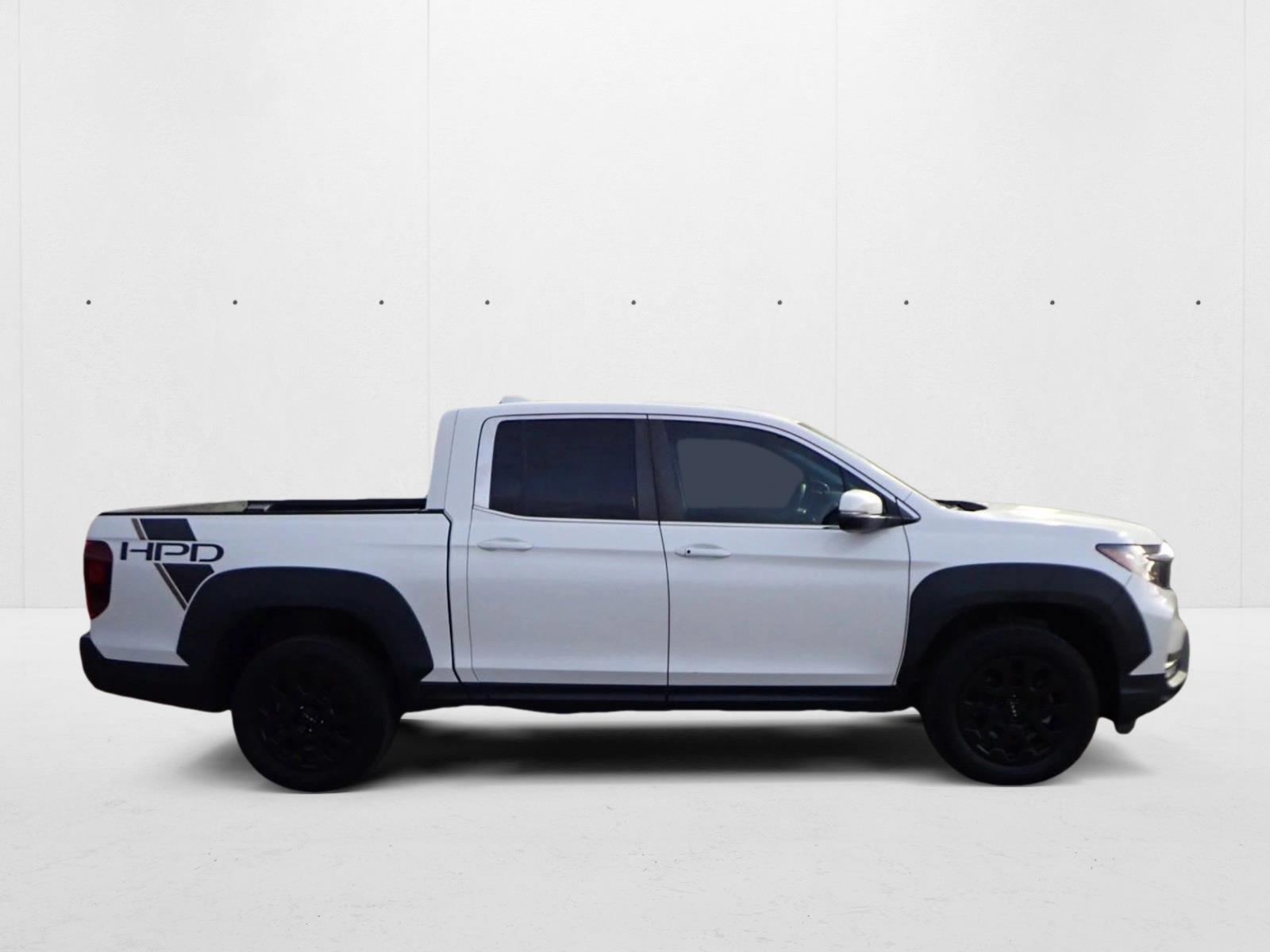 2023 Honda Ridgeline RTL photo 3