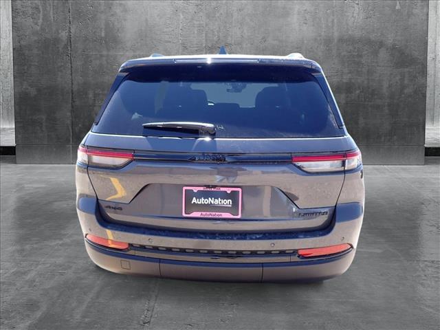 2025 Jeep Grand Cherokee Limited photo 3