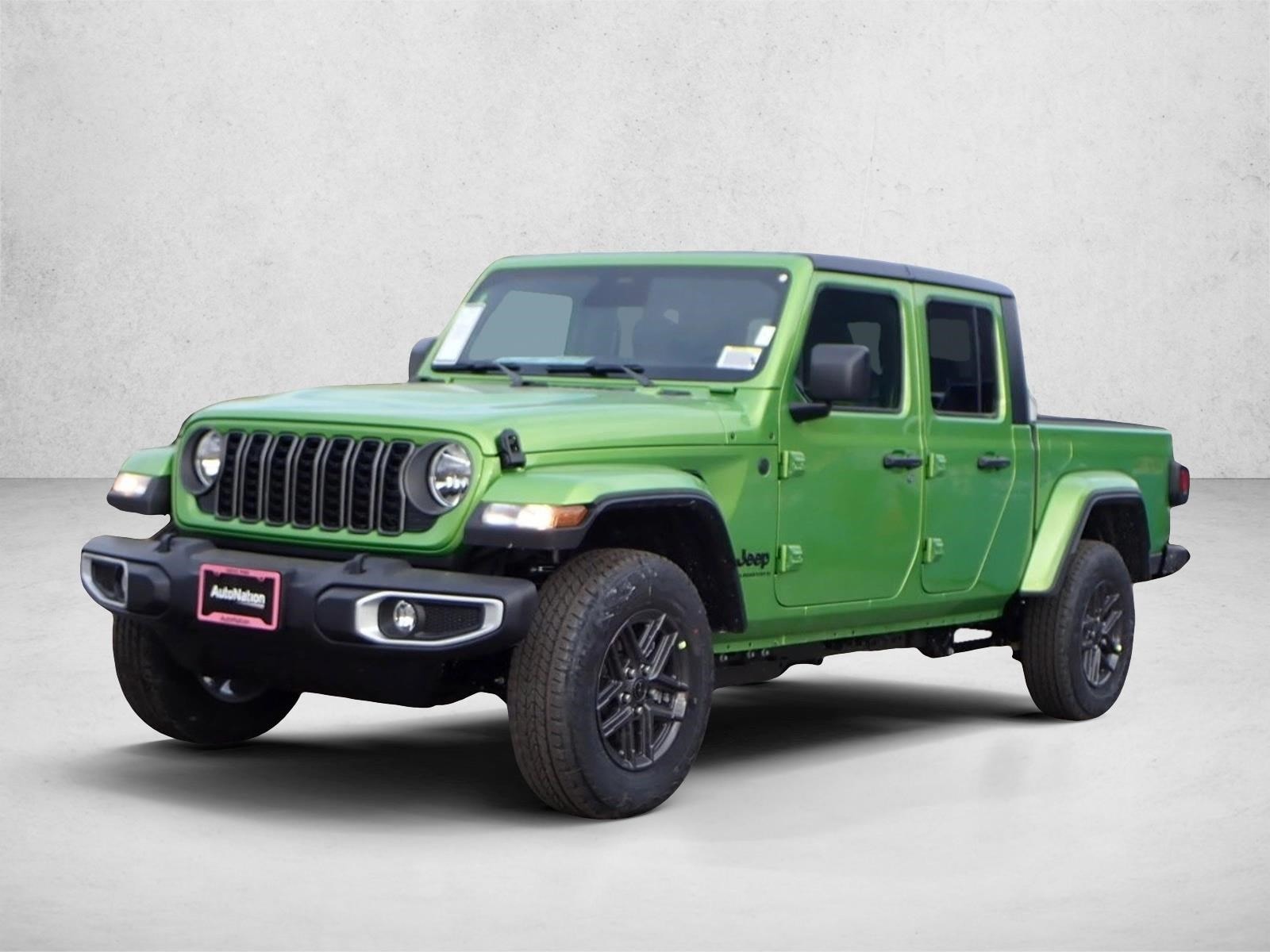 2026 Jeep Gladiator Sport S's photo