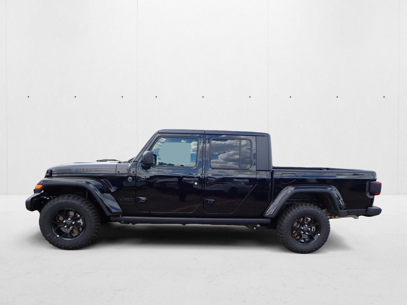 2025 Jeep Gladiator Willys photo 2
